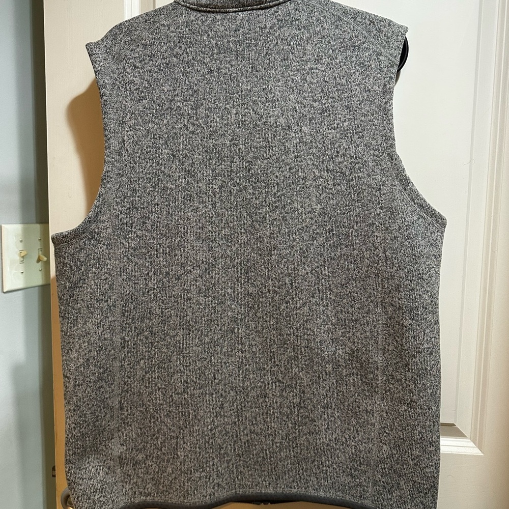Patagonia Men's Heather Gray Vest - Picture 2 of 3